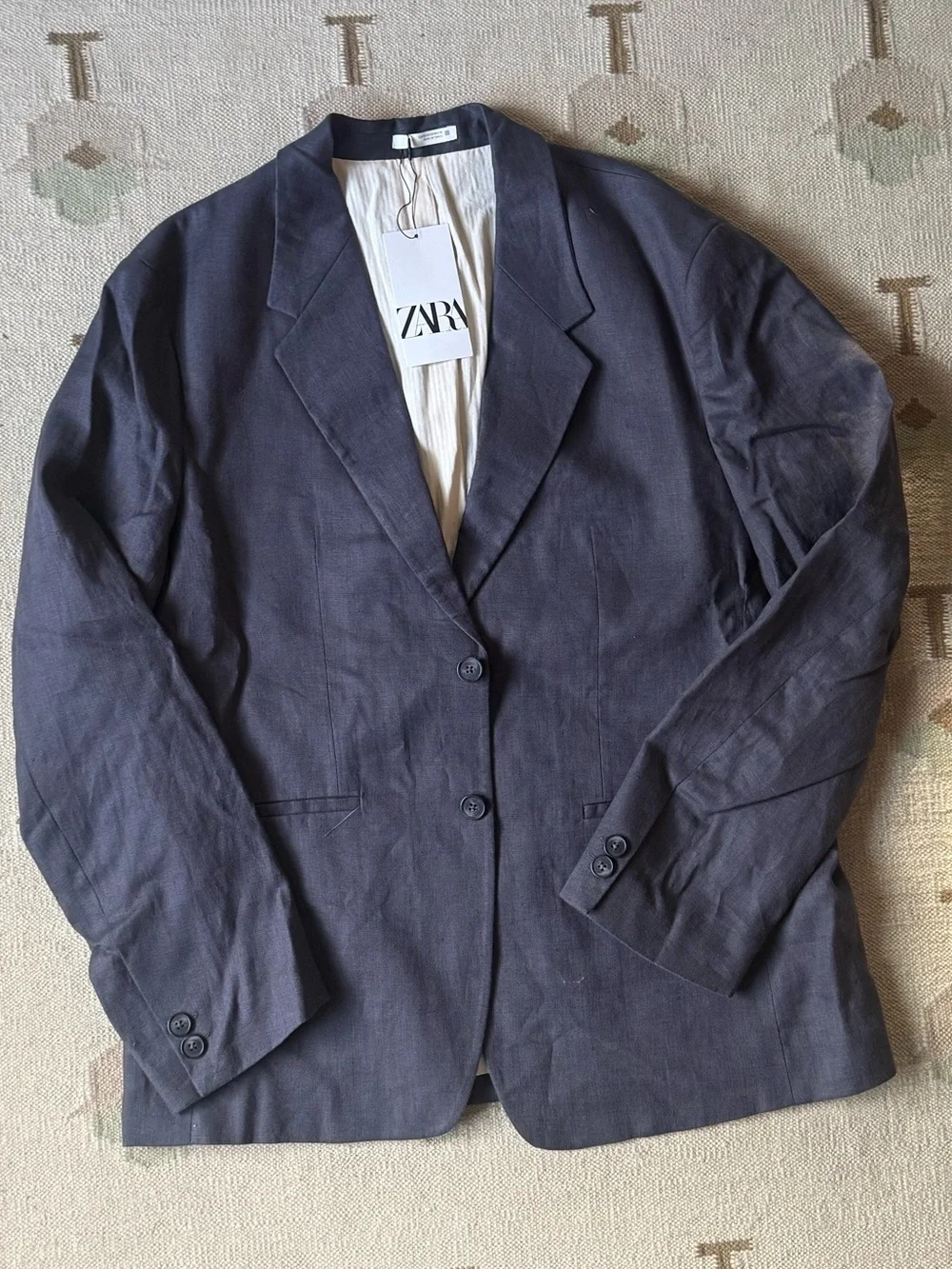 Zara neutral 42